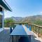 Mountain View, Hot Tub, Open Kitchen, 10m to Sequoia