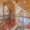 Lakefront Luxury Log Home with Spa & Aurora Views - North Pole