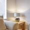 Modern Spacious 2 Bedroom Apartment in Brentwood - Shenfield