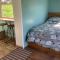Shepherds Hut (Bennys)