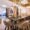 24 by AvenidA - Mountain Hotel