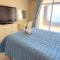 La Mer 8 - 6 Sleeper - Overlooking Margate Beach!