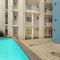 Stylish flat in Flamboyant area- no loadshedding Canterbury - Kapské Město