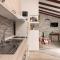 Relax in 2 bedroom app in old town w/AC and WIFI - 罗维尼