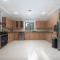 Maison Privee - Palm Jumeirah Beach Front XL Villa with Private Pool