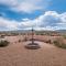 Dorthia Garden Retreat & Views, 5 Bedroom, Sleeps 10, Deck, Yard, Fireplace - Santa Fe