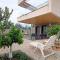 Chalet con piscina y jardín, no fumadores ni fiestas