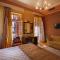 Aetoma Hotel