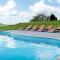 Farmhouse & exclusive outdoor heated pool - Bryn-crug