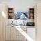Eco-friendly 2-bedroom Apartment - 80 Walkscore!