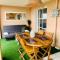 Dans un cadre d'exception, Vue mer panoramique à Agay Côte d'Azur, Village Vacances Cap Estérel, T2 avec jardin, golf, climatisation, Wifi, 5 piscines - Agay