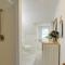 North Wildwood Home with Porch about 3 Blocks to Beach! - شمال وايلدوود