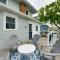 North Wildwood Home with Porch about 3 Blocks to Beach!