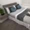 Roscoe House 4 Bedrooms Workstays UK