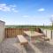 2 Bed Cottage with Garden & Stunning Field Views