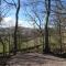 Ruecroft, Penruddock an Eco & dog friendly lodge with a hot tub, 10 minutes from Lake Ullswater