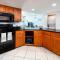 Nautilus 2408 Gulf View 2 Bedroom 4th Floor Free Beach Service