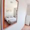 Piscina & Wifi. SUNNY apartement, swimming pool.