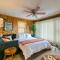 Lakefront, wildlife Cabin retreat - Pelican Bay Cabin