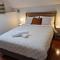 Private & Cosy Two Storey Guest House