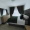 Modern Entire Apartment (No Loadshedding) - Benoni