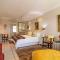 Gordons Beach Lodge