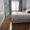 2bed 1bath close to downtown LB, LA and OC.