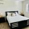 Mooloolaba Waterfront Unit - sleeps 8