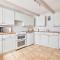 Holiday Home Blue Crab Cottage by Interhome
