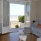 LEstran - maison sur la digue avec vue mer