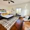 Ravens Nest Ranch, Fire pit , Views, Near JT Park!
