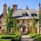 Winthrop Estate 12K SF 32 Acres - Lenox