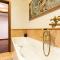 Klimt - Jacuzzi 5 Star - Luxury Design Apartment