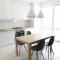 White Apartment Melnyka10 - 伊万诺-弗兰科夫斯克