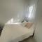 Central studio with parking space-AFRIC - Madrid