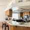 Golden Saddle Suite with TV and private bathroom - هيميت