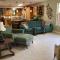 The Manor- 4 BR Home with Pool Table, Swimming Pond and Sand Volleyball - Montgomery