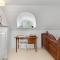 Awesome Home In Græsted With Wifi