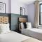 Stylish & Spacious 3 Bed Apartment with Fast Wifi, close to Tube & Wembly - Londres