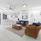 7 72 Panorama 200 Upper Hastings St Little Cove