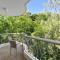 7 72 Panorama 200 Upper Hastings St Little Cove
