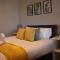 Clock Tower Suite - Central - Near Sea and Shops - 布莱顿霍夫
