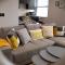 Clock Tower Suite - Central - Near Sea and Shops - 布莱顿霍夫