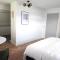 Guesthouse at the Amstel river with 2BR 2BA and garden