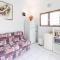 Chaleureuse Villa à Gruissan - 6 pers, Près de la Plage, Garage, Cuisine Équipée, Confort Moderne - FR-1-409A-17