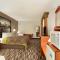 Super 8 by Wyndham Chatsworth/Dalton