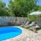 4 Bedroom Pet Friendly Home In Zminj