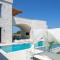 Sorin Villa, boasting Pool & Heated Whirlpool, By ThinkVilla