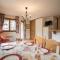 Appartement spacieux 6 pers, au pied des pistes, balcon, parking, proche commerces et services - FR-1-508-49