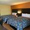Days Inn by Wyndham Troy IL